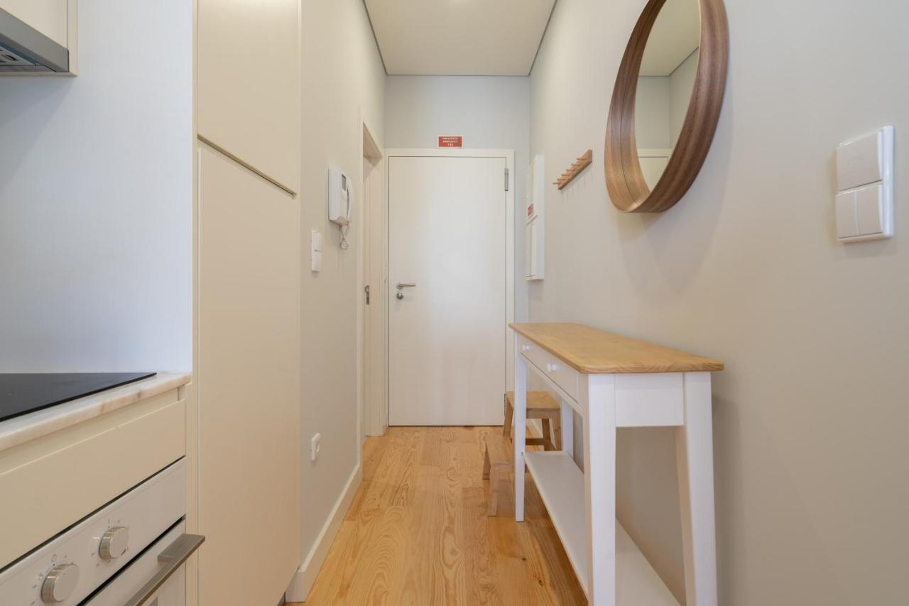 Host Wise - Enchanting Design Flat - Premium Location OOporto Exterior foto
